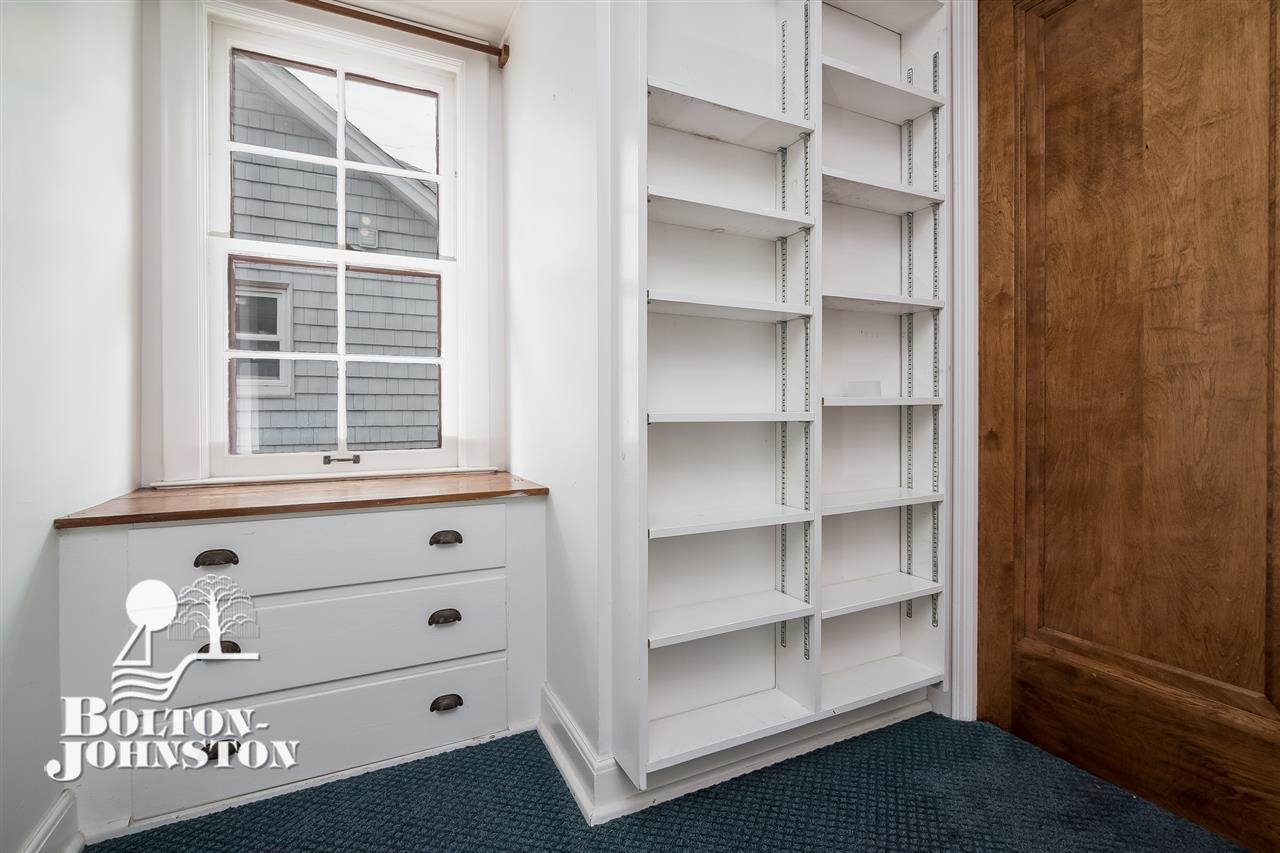 264 McMillan Road Grosse Pointe Farms, MI 48236 - Photo 16 of 38