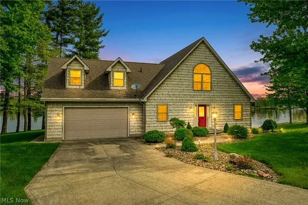 $620,000 | 483 Owl Point, Roaming Shores, OH 44084