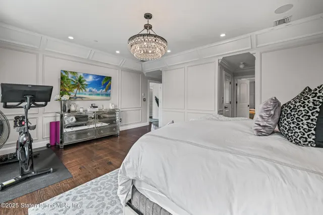 $1,775,000 | 200 Cheevers Lane | Tottenville