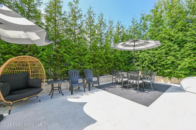 $1,775,000 | 200 Cheevers Lane | Tottenville