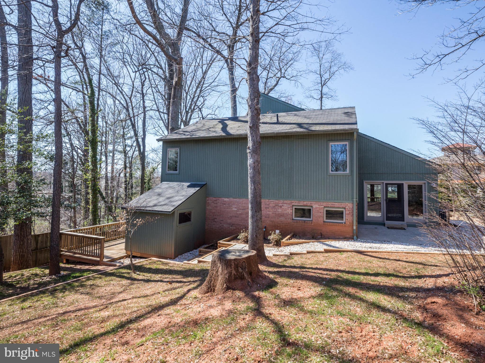 9405 Raintree Road Burke, VA 22015 - Photo 28 of 30 Rear View of Home