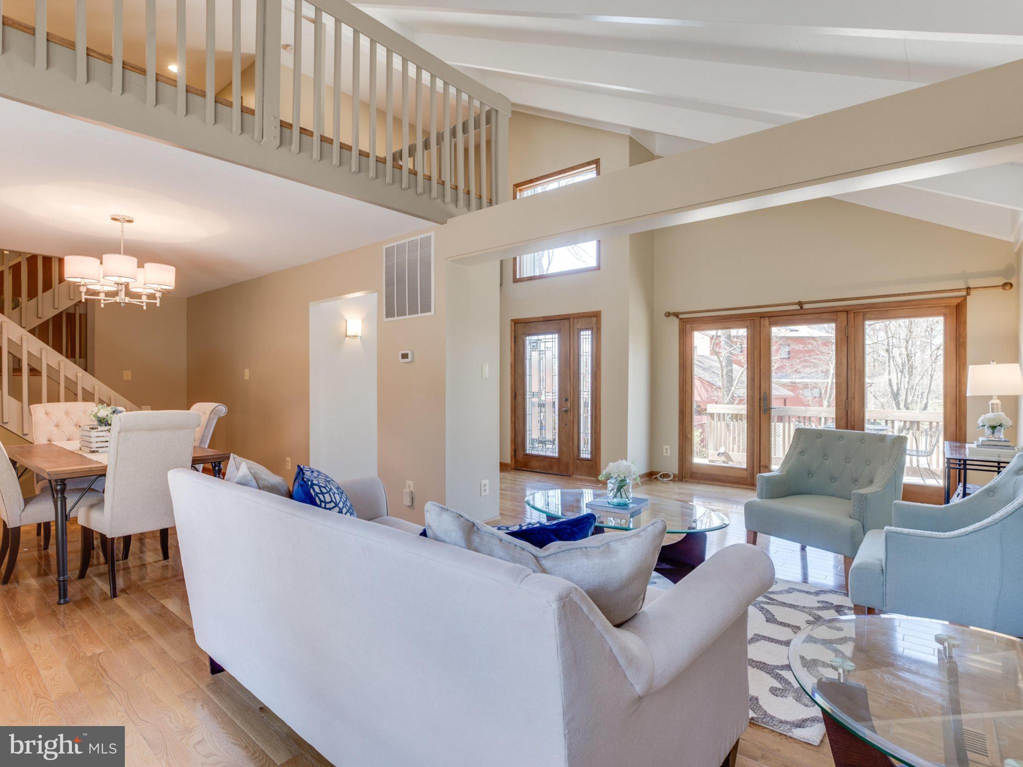 9405 Raintree Road Burke, VA 22015 - Photo 6 of 30 Family Room