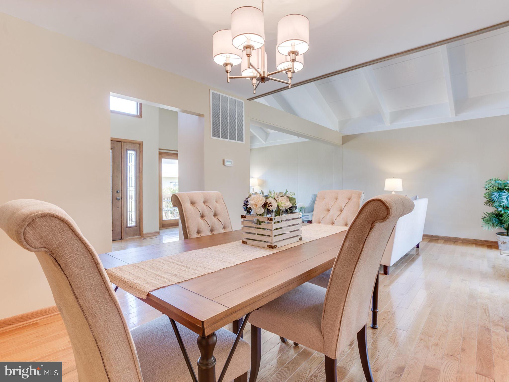 9405 Raintree Road Burke, VA 22015 - Photo 9 of 30 Dining Room