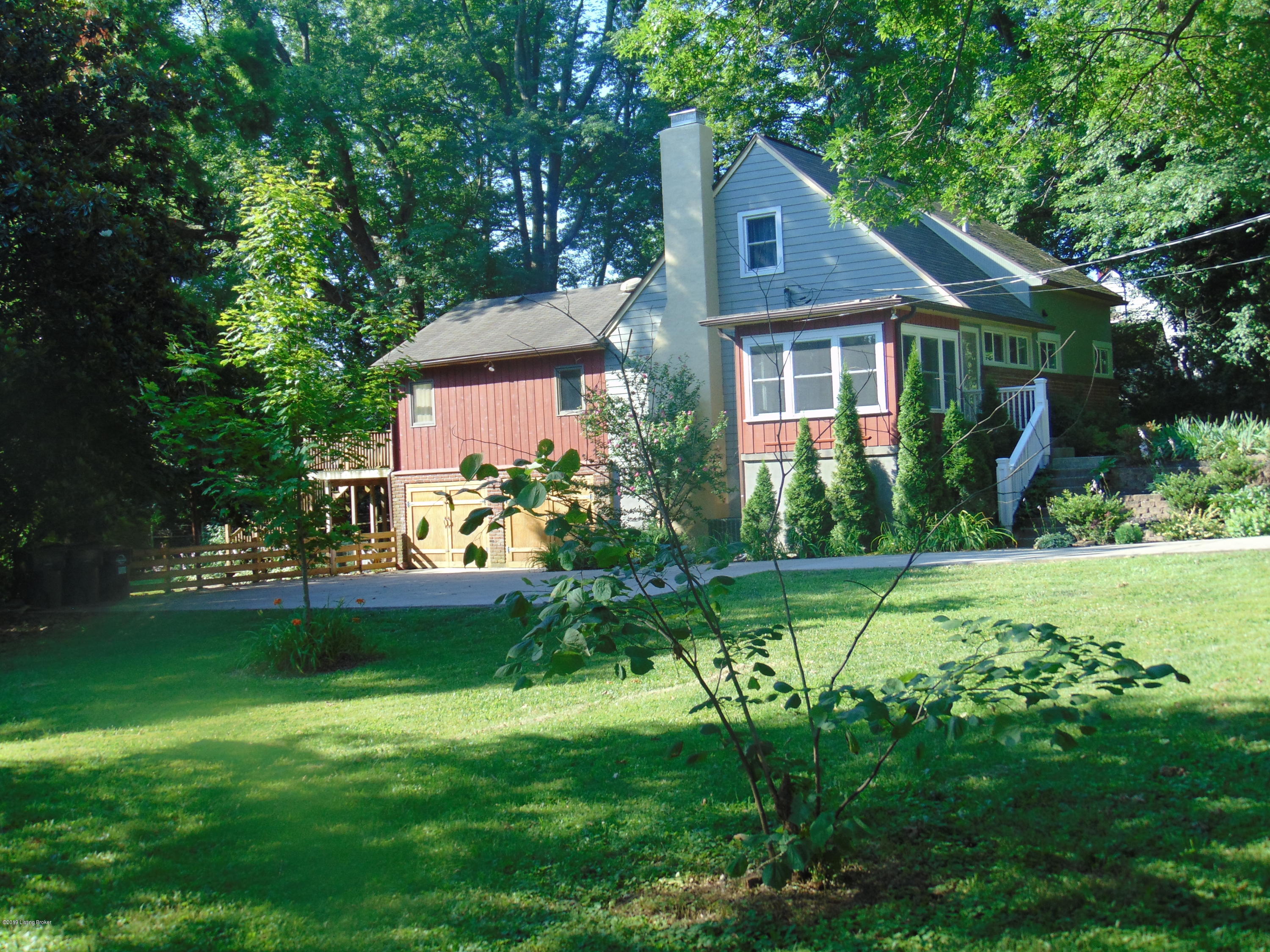 3907 Billtown Road Louisville, KY 40299 - Photo 1 of 63 Front/side