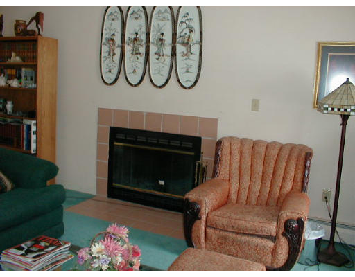 7 Dettling Road Maynard, MA 01754 - Photo 2 of 10 Gallery Image 2