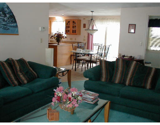 7 Dettling Road Maynard, MA 01754 - Photo 4 of 10 Gallery Image 4
