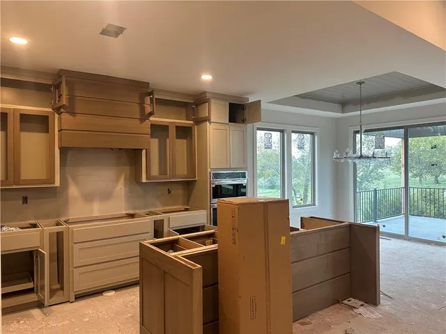 $674,900 | 802 Savannah Court, Greenwood, MO 64034