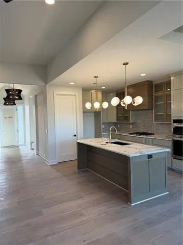 $674,900 | 802 Savannah Court, Greenwood, MO 64034