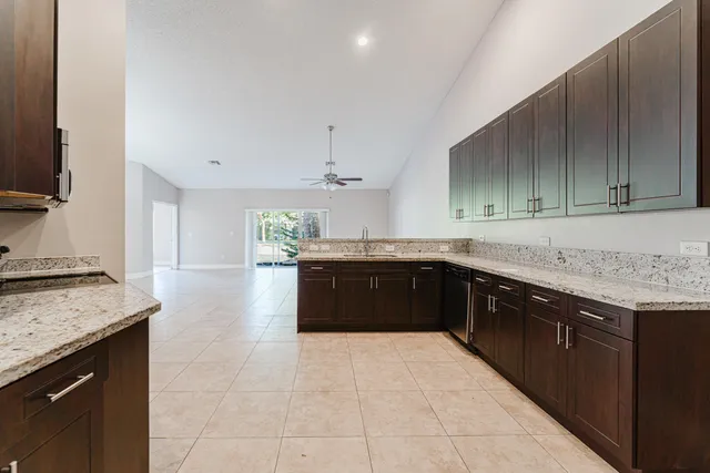 $3,500 | 1298 Northwest 15th Avenue, Unit B, Boca Raton, FL 33486