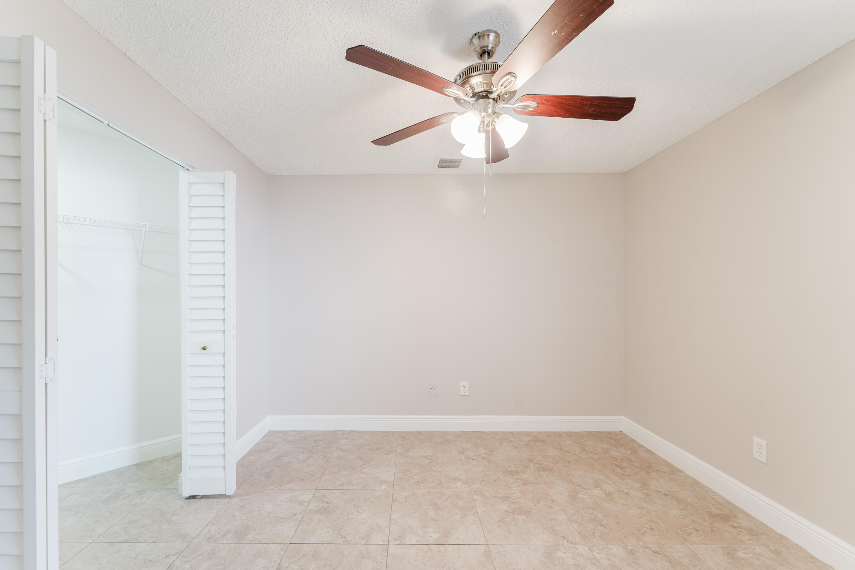 1298 Northwest 15th Avenue, Unit B Boca Raton, FL 33486 - Photo 21 of 44 B-13