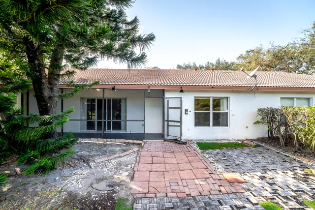 $3,500 | 1298 Northwest 15th Avenue, Unit B, Boca Raton, FL 33486