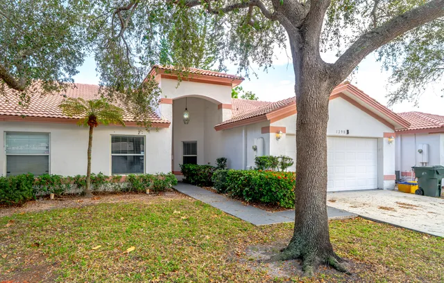 $3,500 | 1298 Northwest 15th Avenue, Unit B, Boca Raton, FL 33486