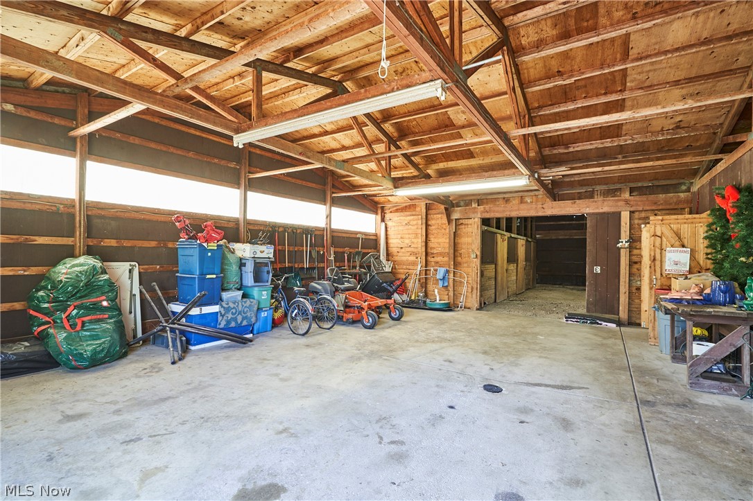 3288 Spring Valley Road Akron, OH 44333 - Photo 45 of 45 Interior barn view