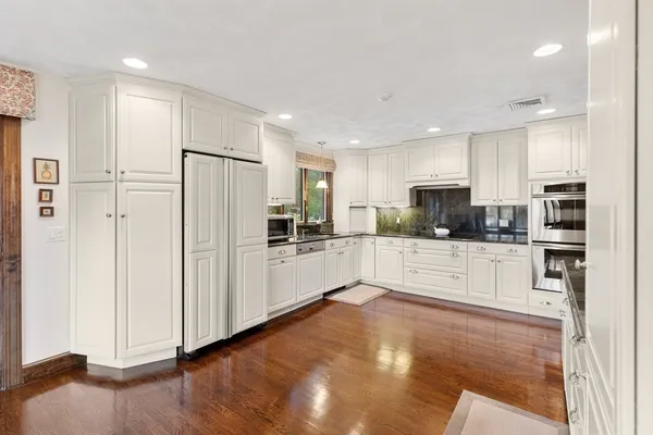 $799,900 | 5 Willson Road, Salem, MA 01970