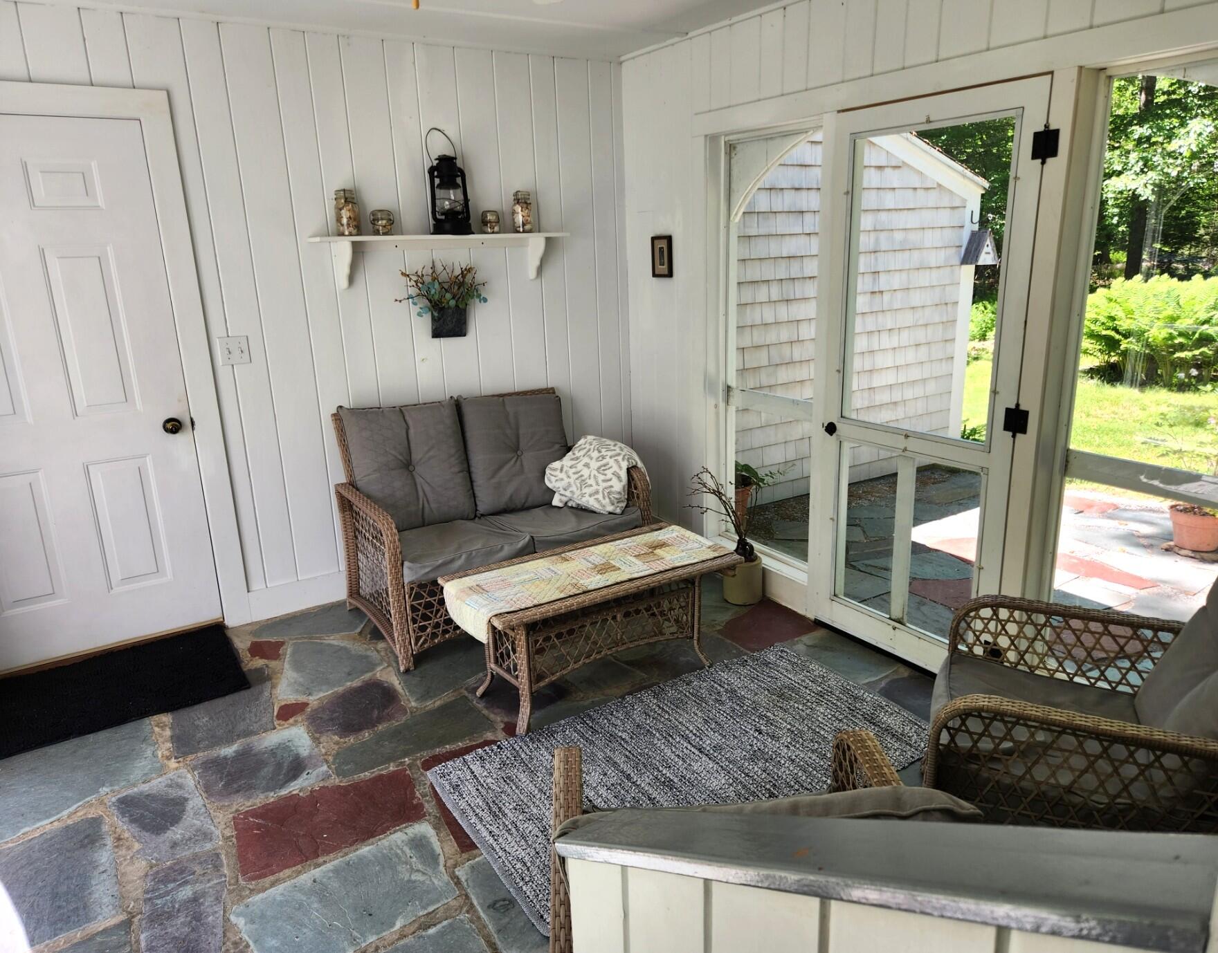 78 Old County Road Damariscotta, ME 04543 - Photo 15 of 19 breezeway