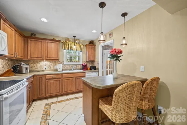 $295,000 | 3126 Heathstead Place, Charlotte, NC 28210