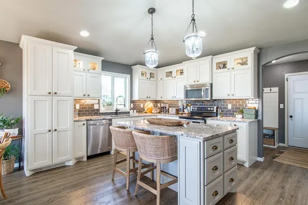 $584,900 | 713 48th Avenue West, West Fargo, ND 58078