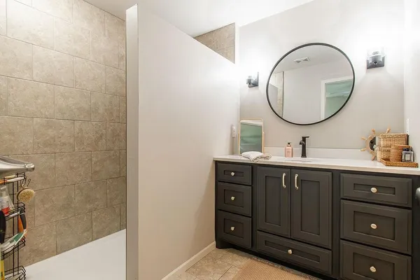 $584,900 | 713 48th Avenue West, West Fargo, ND 58078