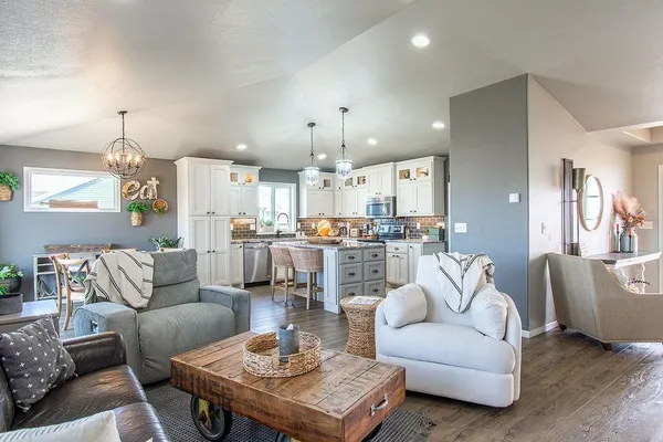 $584,900 | 713 48th Avenue West, West Fargo, ND 58078