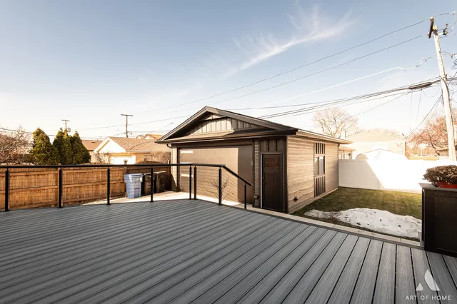 $899,900 | 3710 West 113th Street, Chicago, IL 60655