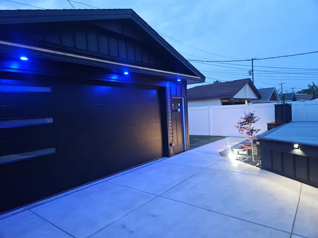 $899,900 | 3710 West 113th Street, Chicago, IL 60655