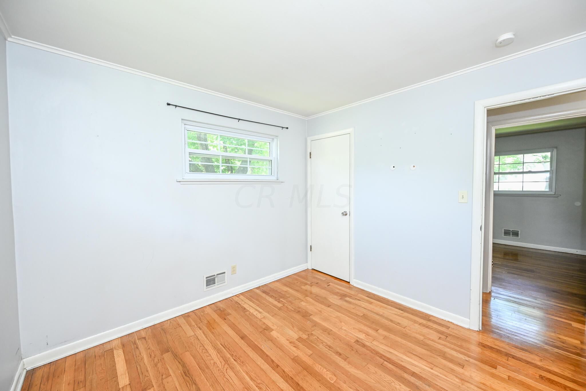 2261 Zollinger Road Columbus, OH 43221 - Photo 18 of 29 Bedroom