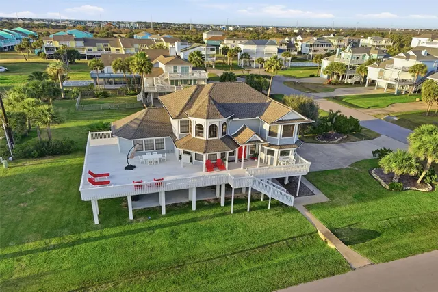 $1,424,000 | 4121 Ghost Crab Lane, Galveston, TX 77554