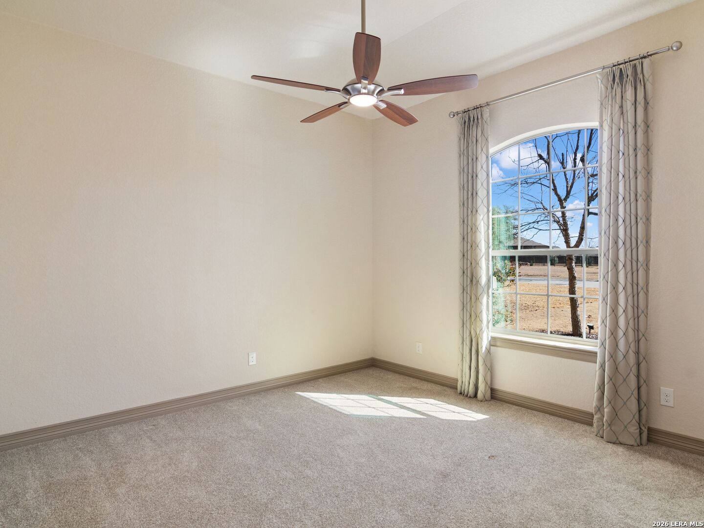30142 Setterfeld Circle Fair Oaks Ranch, TX 78015 - Photo 22 of 47