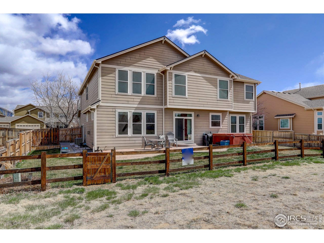 709 Glenarbor Circle Longmont, CO 80504 - Photo 6 of 40 a front view of a house with garden