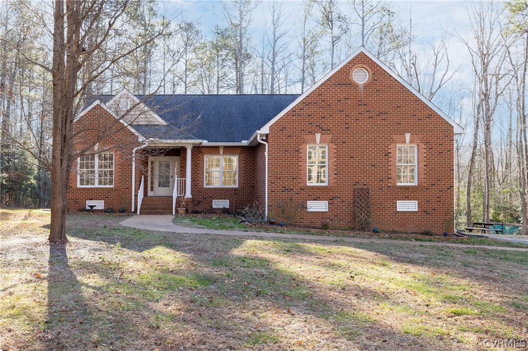 4305 Hopewell Road New Kent, VA 23124 - Photo 2 of 45 Gallery Image 2