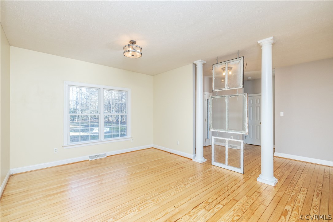4305 Hopewell Road New Kent, VA 23124 - Photo 9 of 45 Gallery Image 9