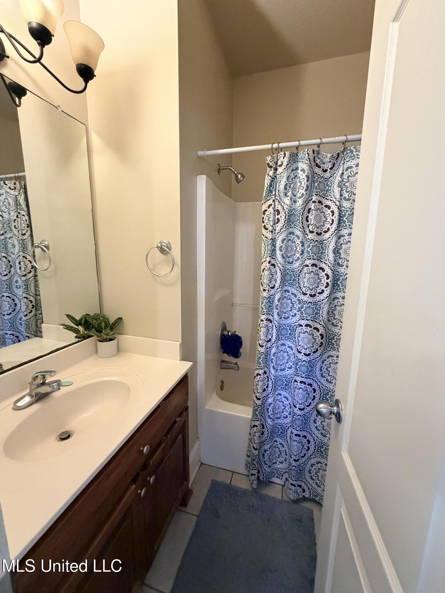 2308 Rue Beaux Chenes Central Ocean Springs, MS 39564 - Photo 8 of 23 IMG_6030