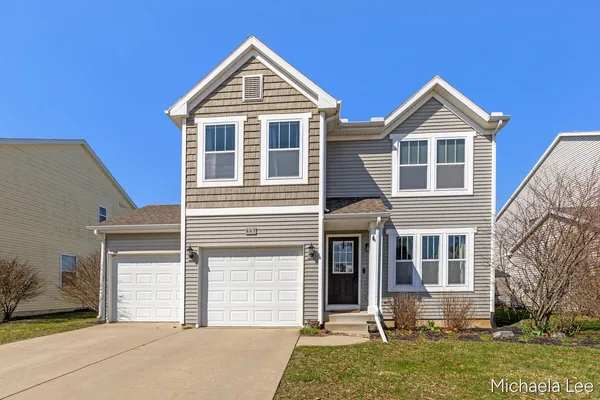 $329,900 | 607 Nantucket Drive, Lansing, MI 48906