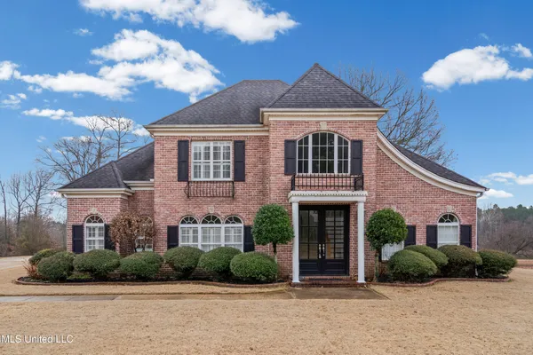 $449,900 | 328 Crockett Loop East, Hernando, MS 38632