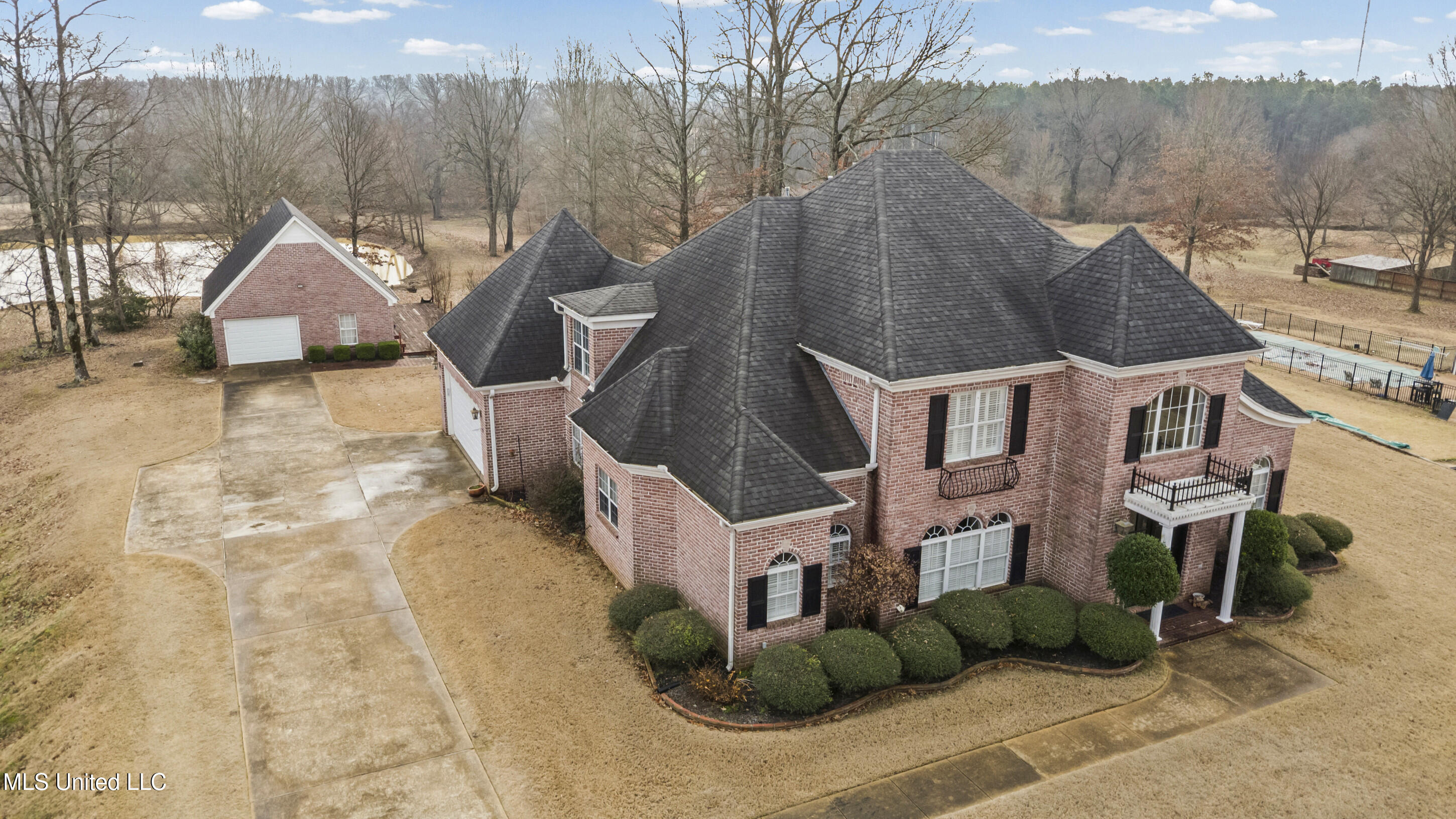 328 Crockett Loop East Hernando, MS 38632 - Photo 37 of 40 37_dji_0006_print