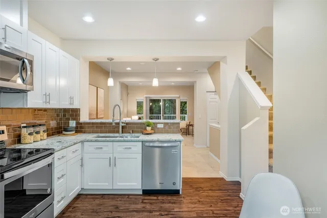 $575,000 | 11931 Northeast 162nd Lane, Unit 143, Bothell, WA 98011