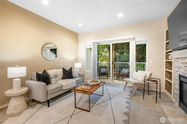 $575,000 | 11931 Northeast 162nd Lane, Unit 143, Bothell, WA 98011