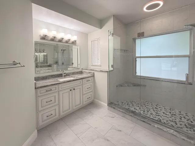 $925,000 | 4821 Southwest Lake Grove Circle, Palm City, FL 34990