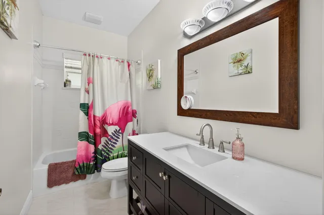 $925,000 | 4821 Southwest Lake Grove Circle, Palm City, FL 34990