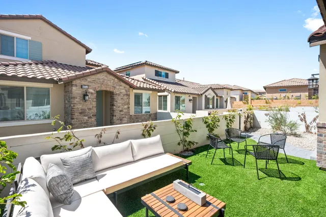 $949,000 | 80378 Whisper Rock Way, La Quinta, CA 92253