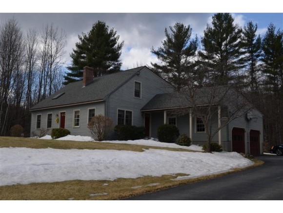 362 S Road Hopkinton, NH 03229 - Photo 1 of 1