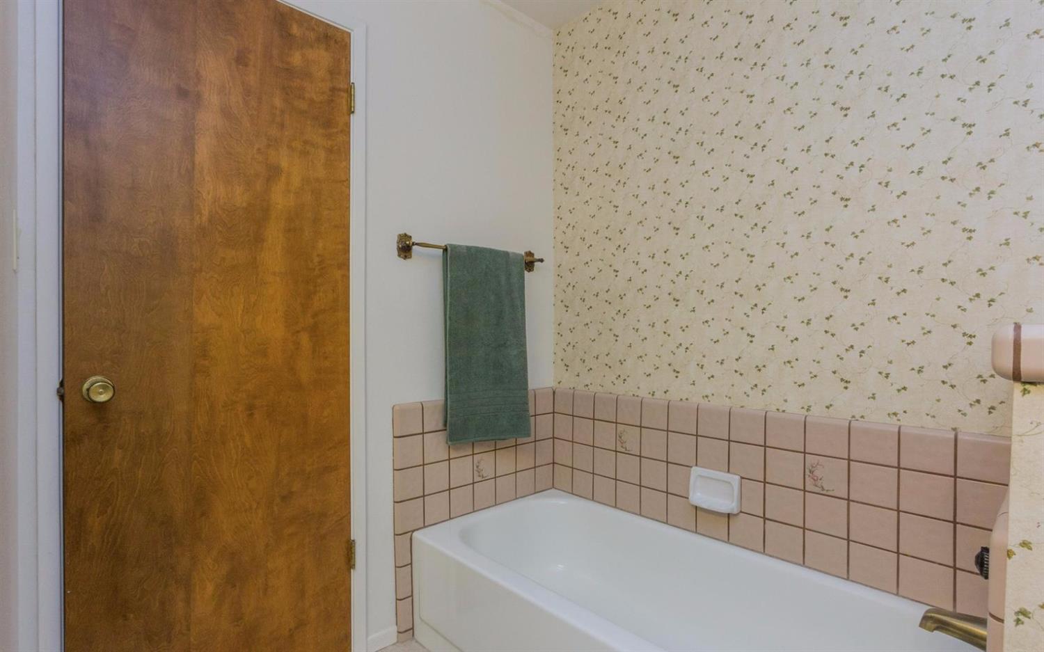 1852 North Hope Avenue Reedley, CA 93654 - Photo 22 of 30 Gallery Image 22