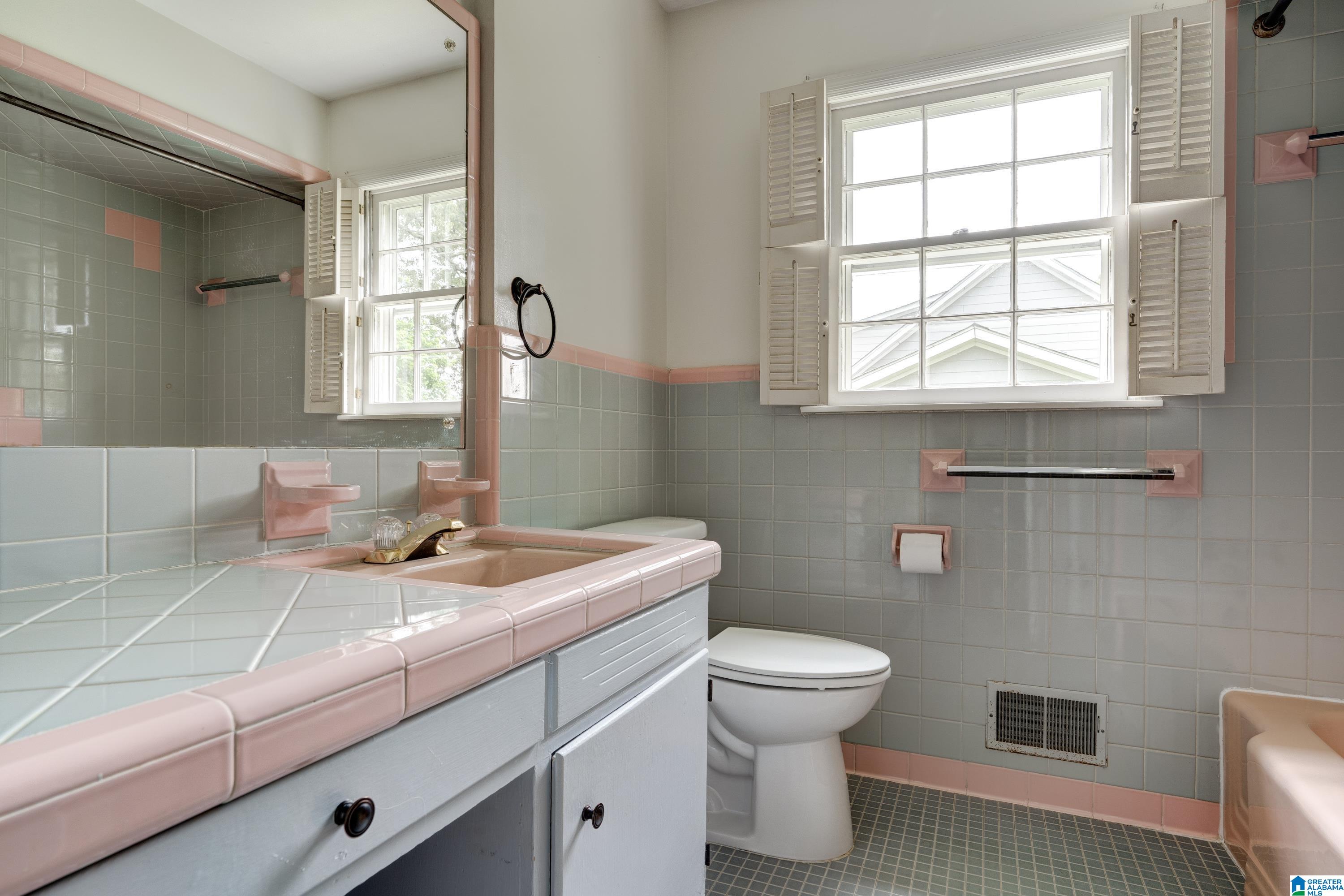 1213 Wickford Road Birmingham, AL 35216 - Photo 25 of 36