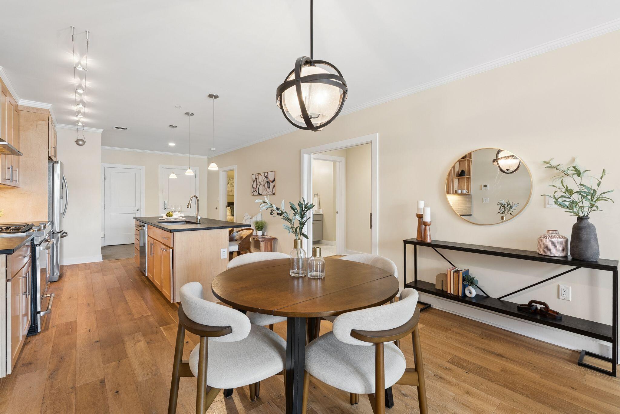 62 India Street, Unit 308 Portland, ME 04101 - Photo 8 of 26 Dining