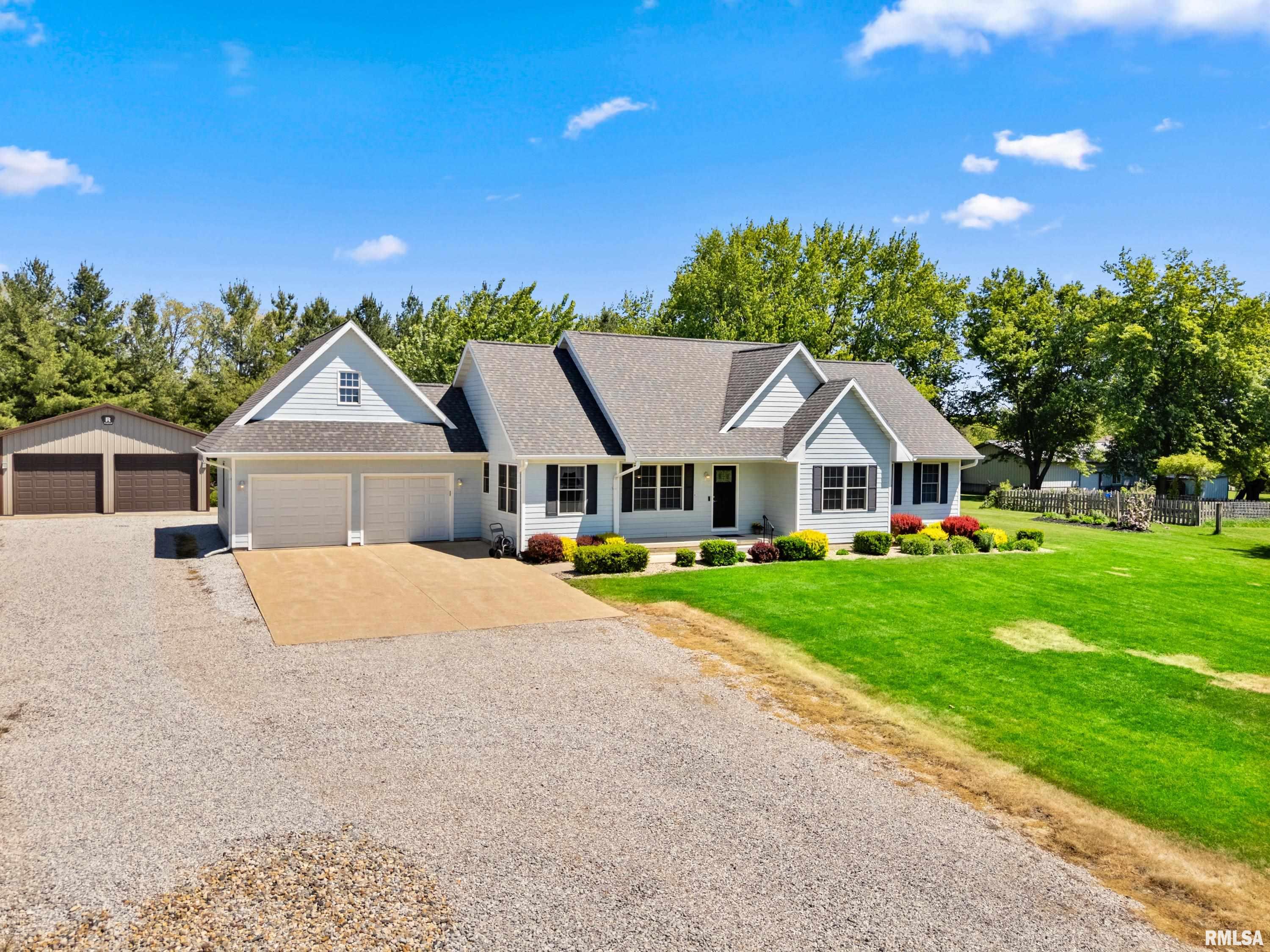 131 Teel Lane Washington, IL 61571 - Photo 1 of 44