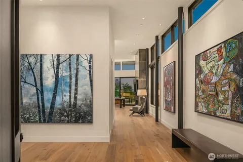 $9,950,000 | 9345 Northeast 19th Street, Clyde Hill, WA 98004