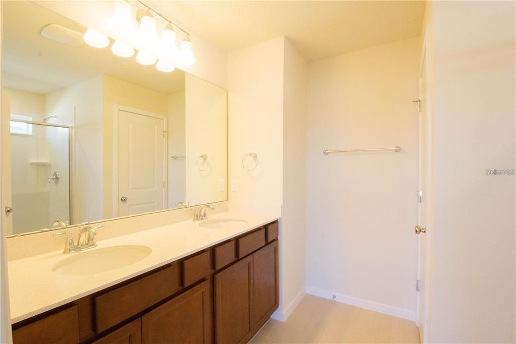 10355 Folly Beach Road Orlando, FL 32827 - Photo 10 of 19