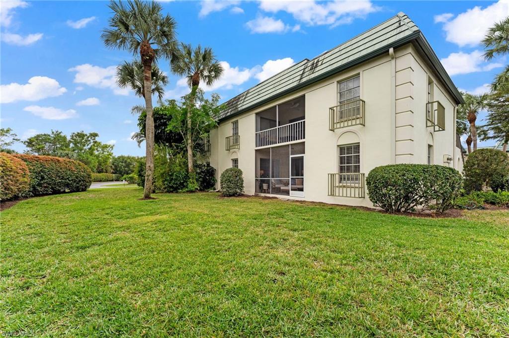 208 Bobolink Way, Unit 208A Naples, FL 34105 - Photo 28 of 33