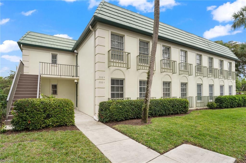 208 Bobolink Way, Unit 208A Naples, FL 34105 - Photo 32 of 33