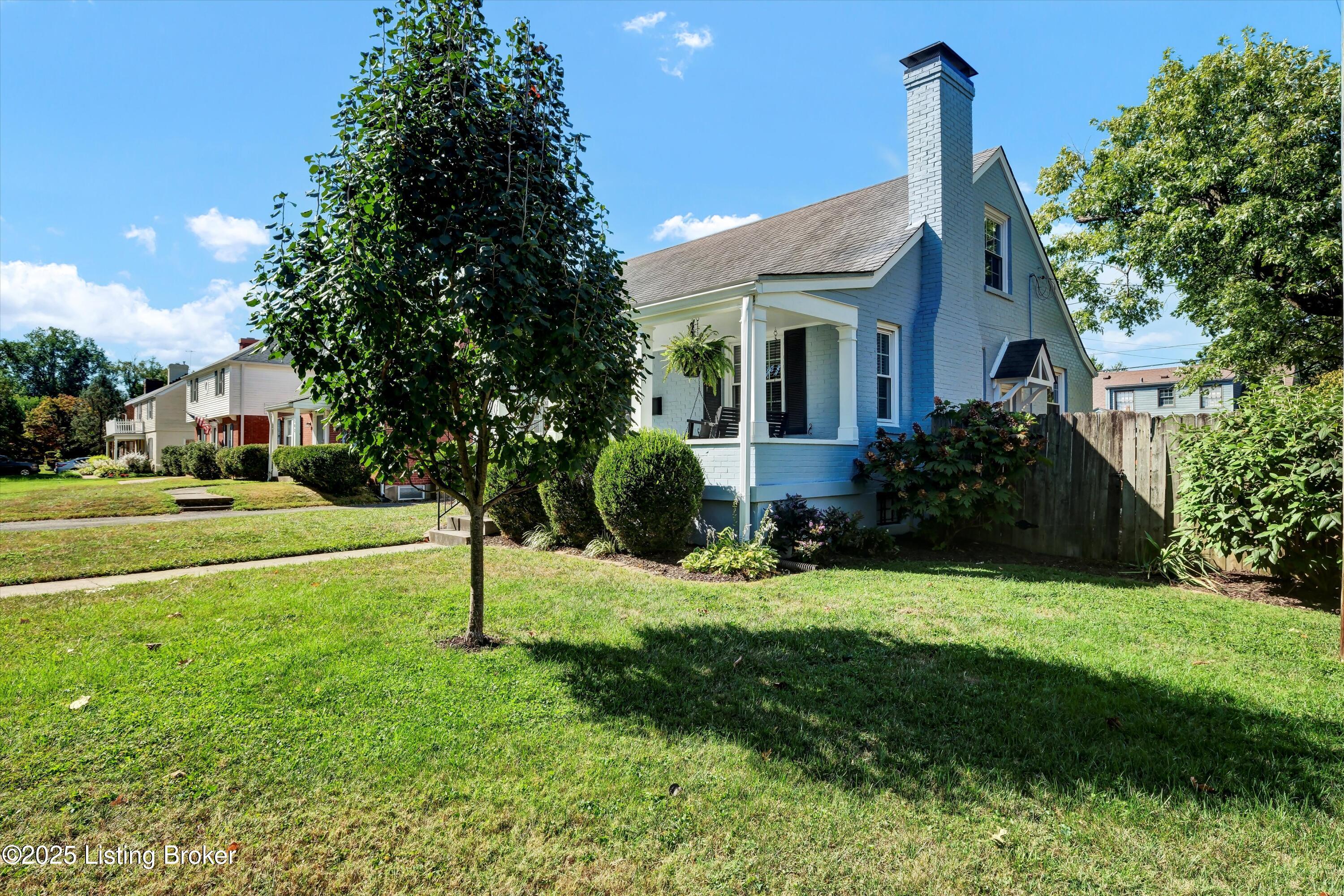 500 Iola Road Louisville, KY 40207 - Photo 45 of 54 Corner view of house